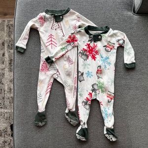 Pair of Burt’s Bees Snug Fit Christmas Footies 3-6m